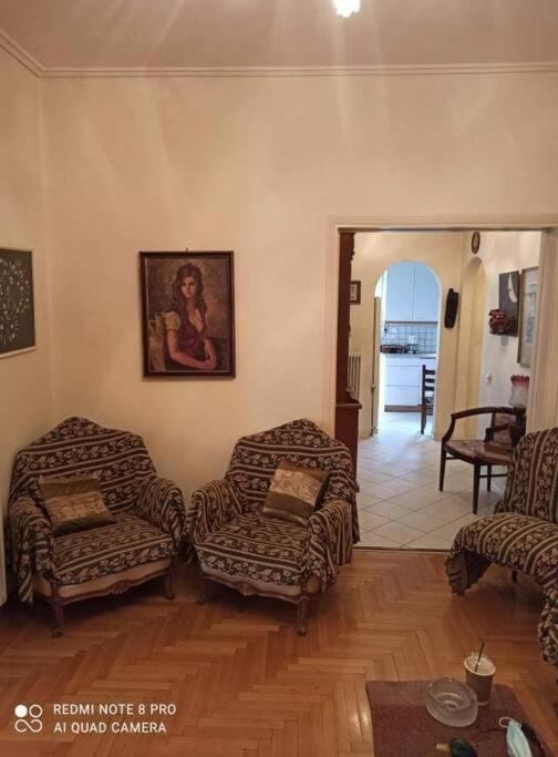 Classical Apartment At Lycabetus Hill Athena Bagian luar foto
