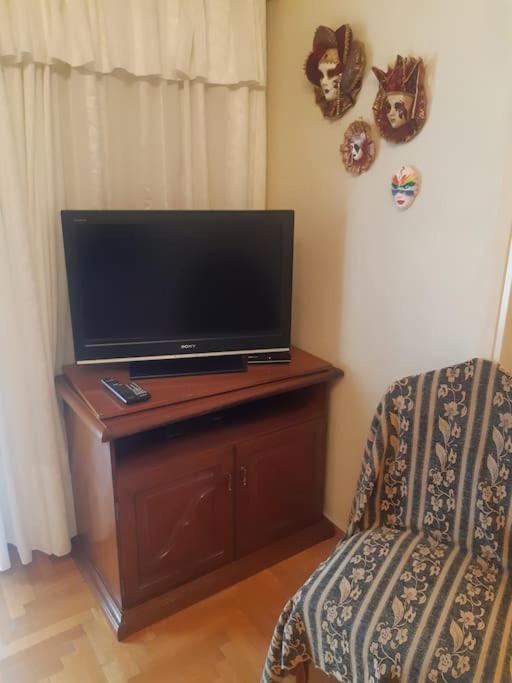 Classical Apartment At Lycabetus Hill Athena Bagian luar foto