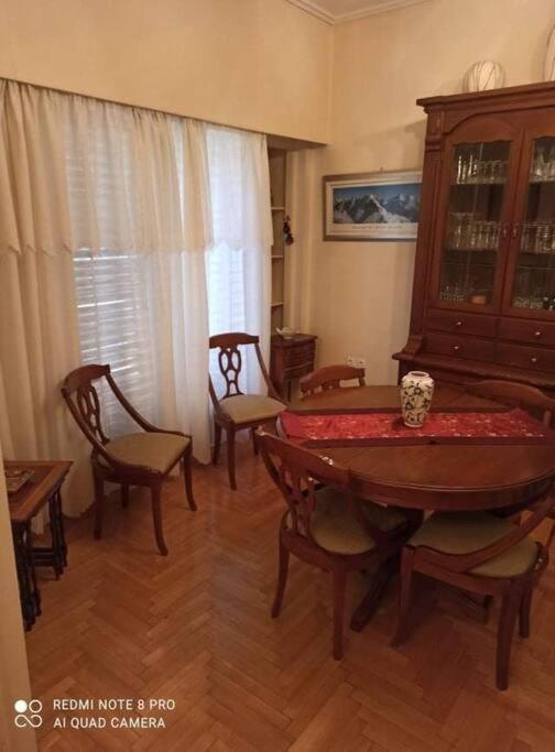 Classical Apartment At Lycabetus Hill Athena Bagian luar foto